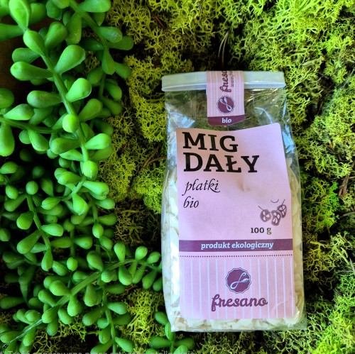 migdaly-platki-bio-niebanalna-spizarnia.jpg